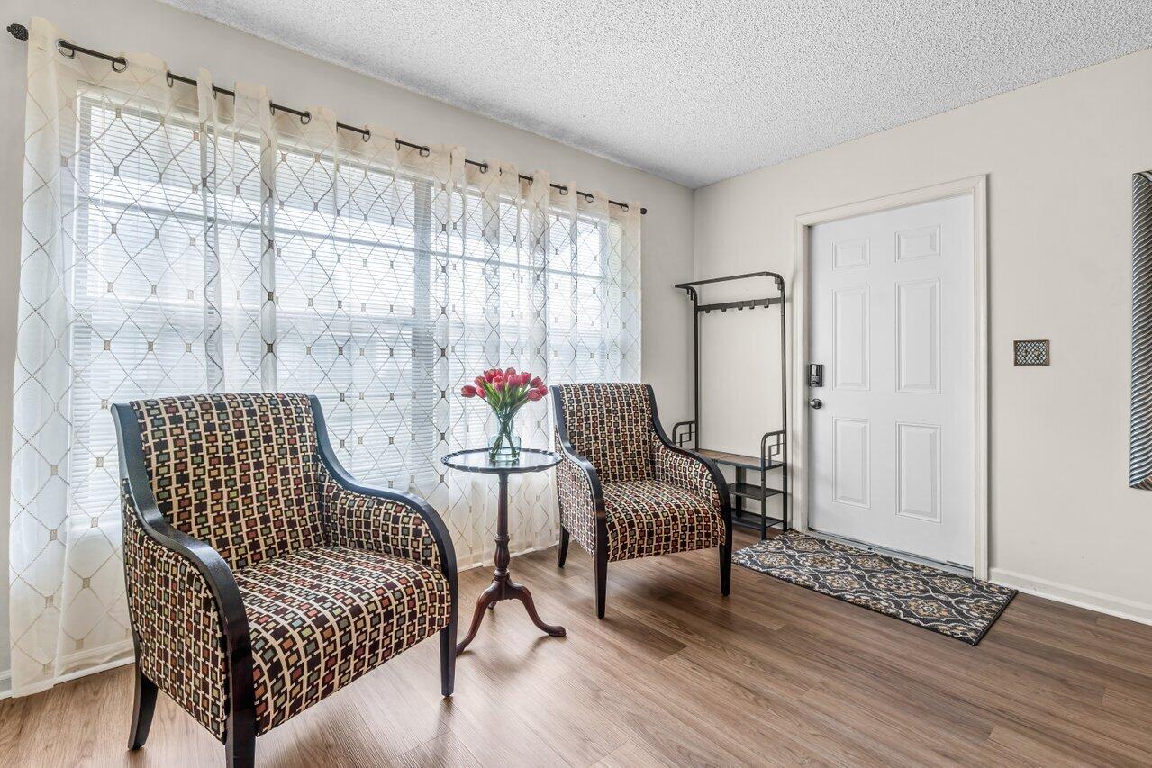 9835 Loquat Tree Run B