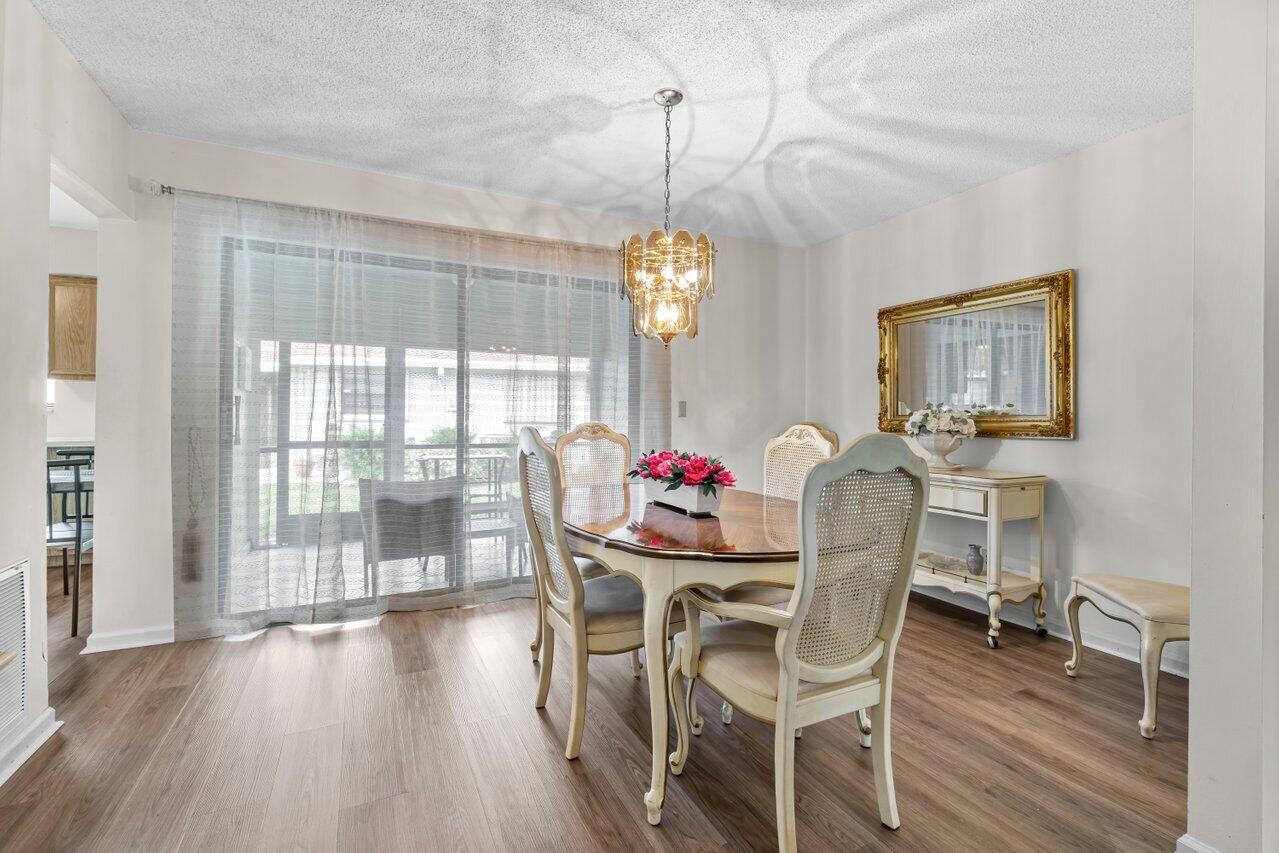 9835 Loquat Tree Run B