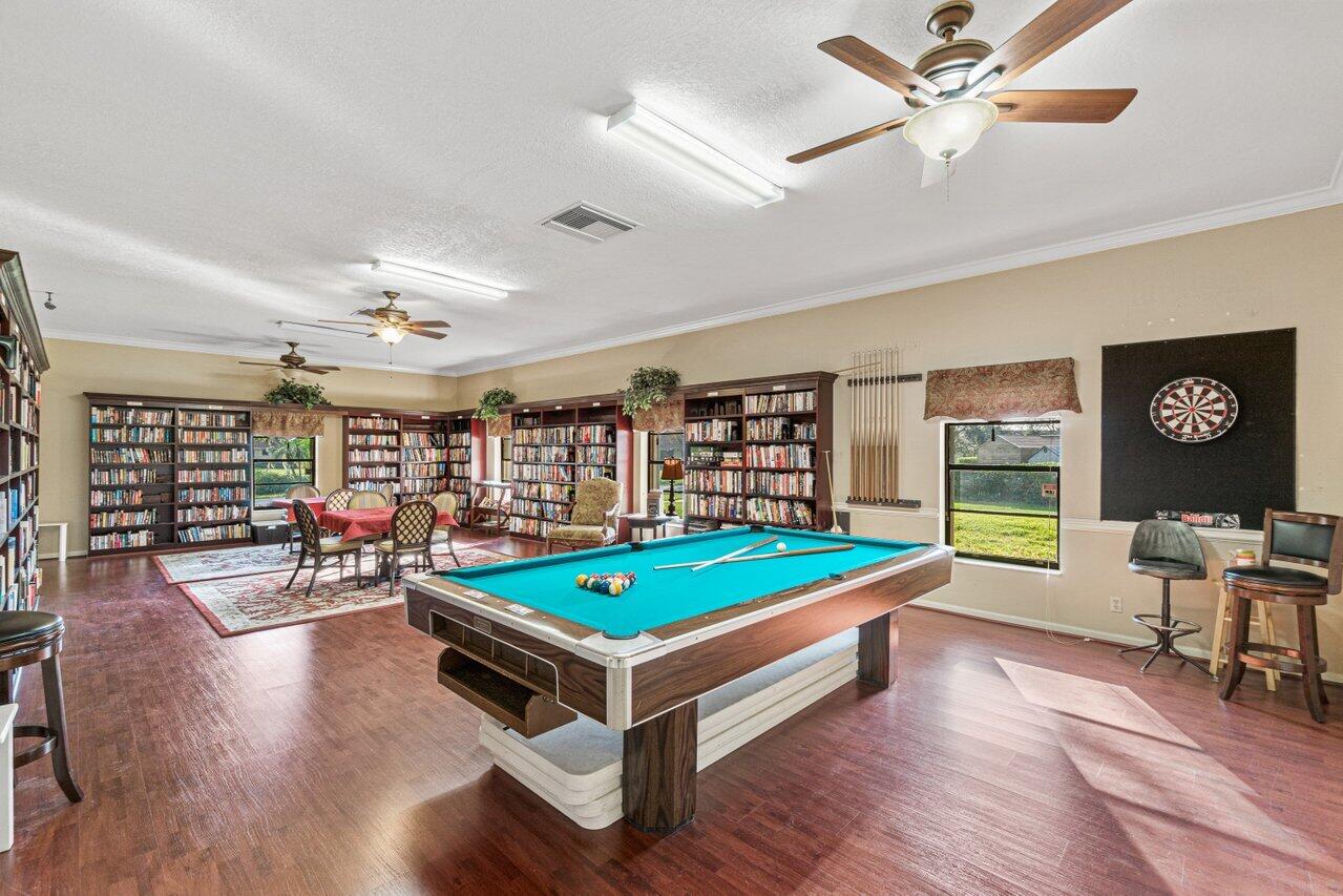 9835 Loquat Tree Run B