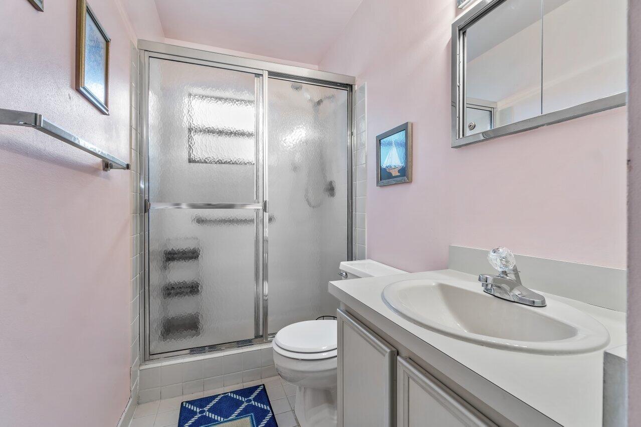 9835 Loquat Tree Run B