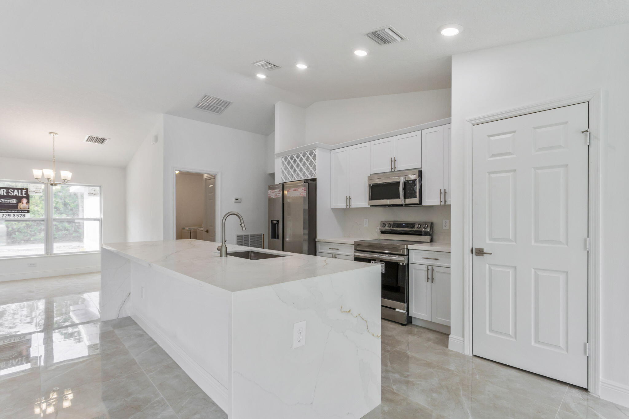 7816 105th Court