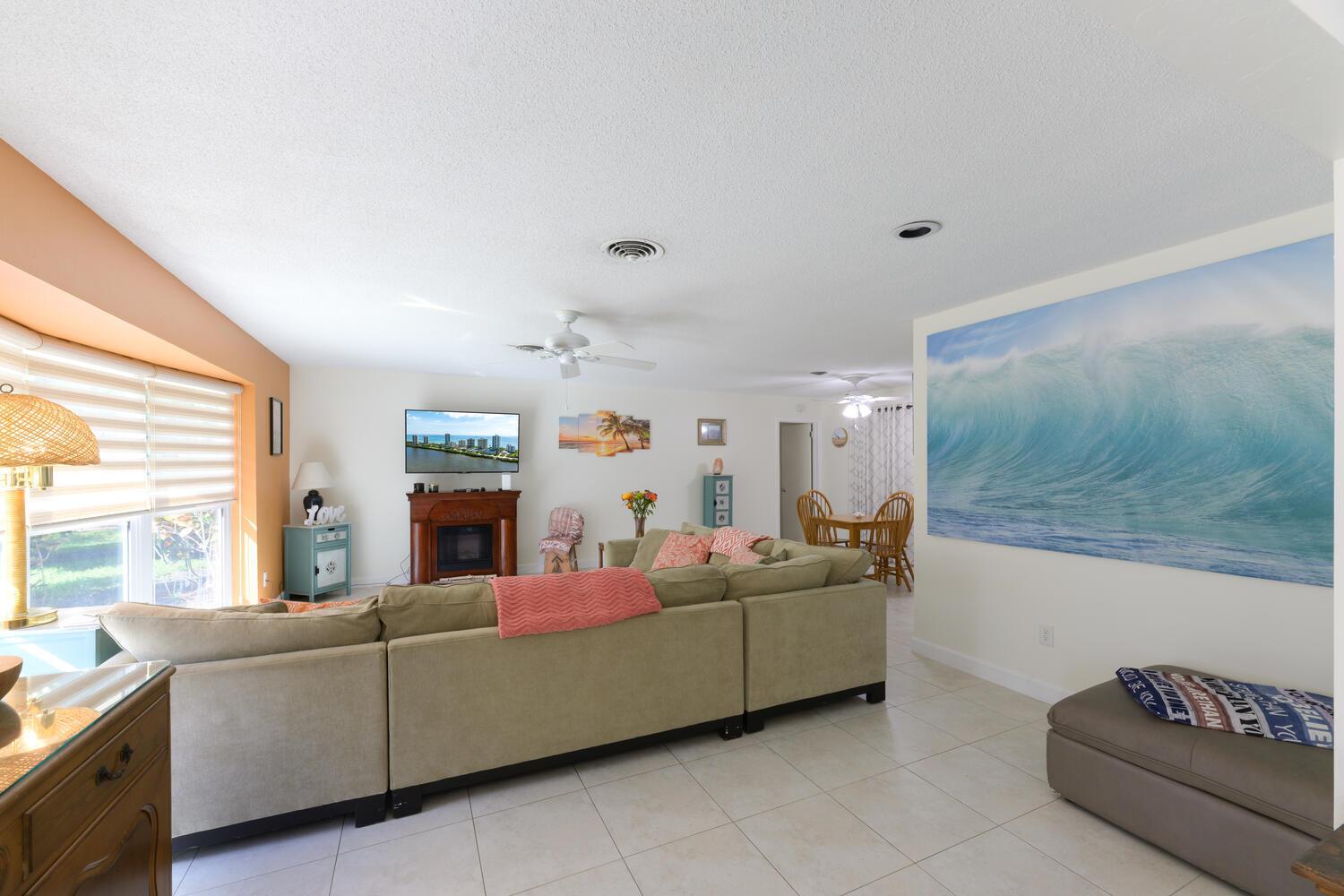 208 Gleneagles Drive