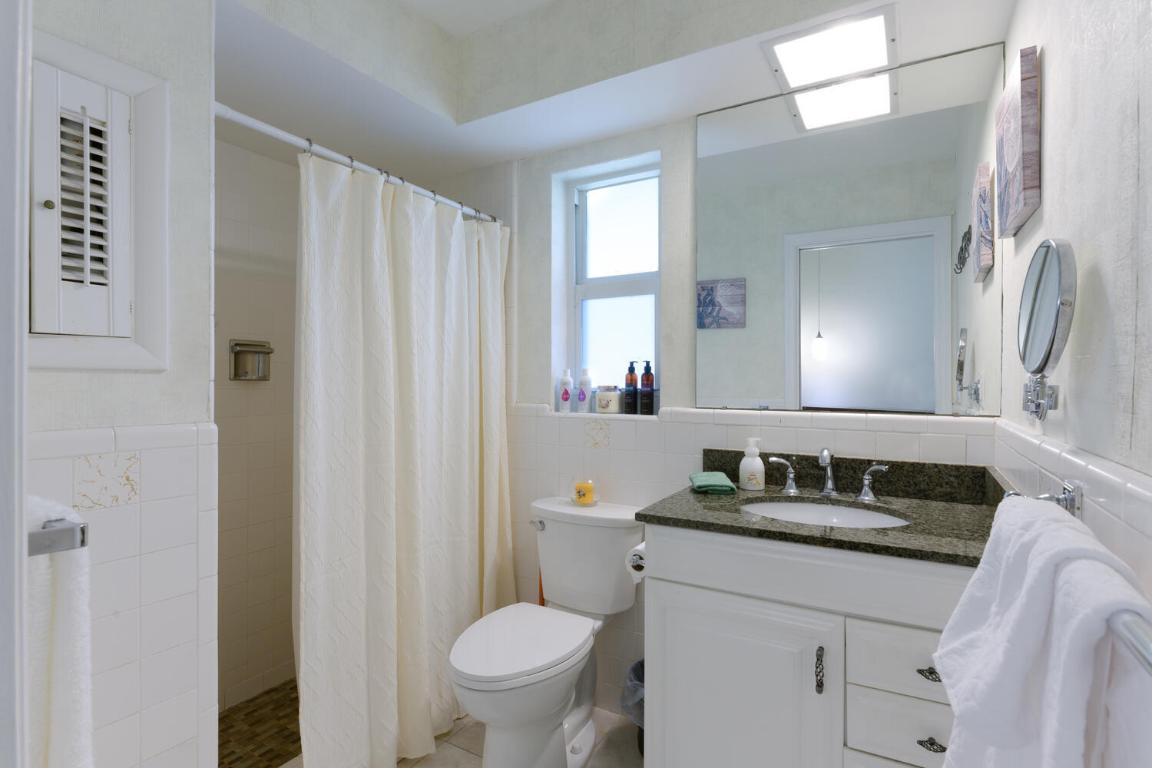 208 Gleneagles Drive