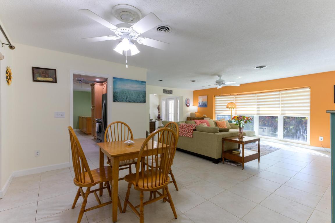 208 Gleneagles Drive