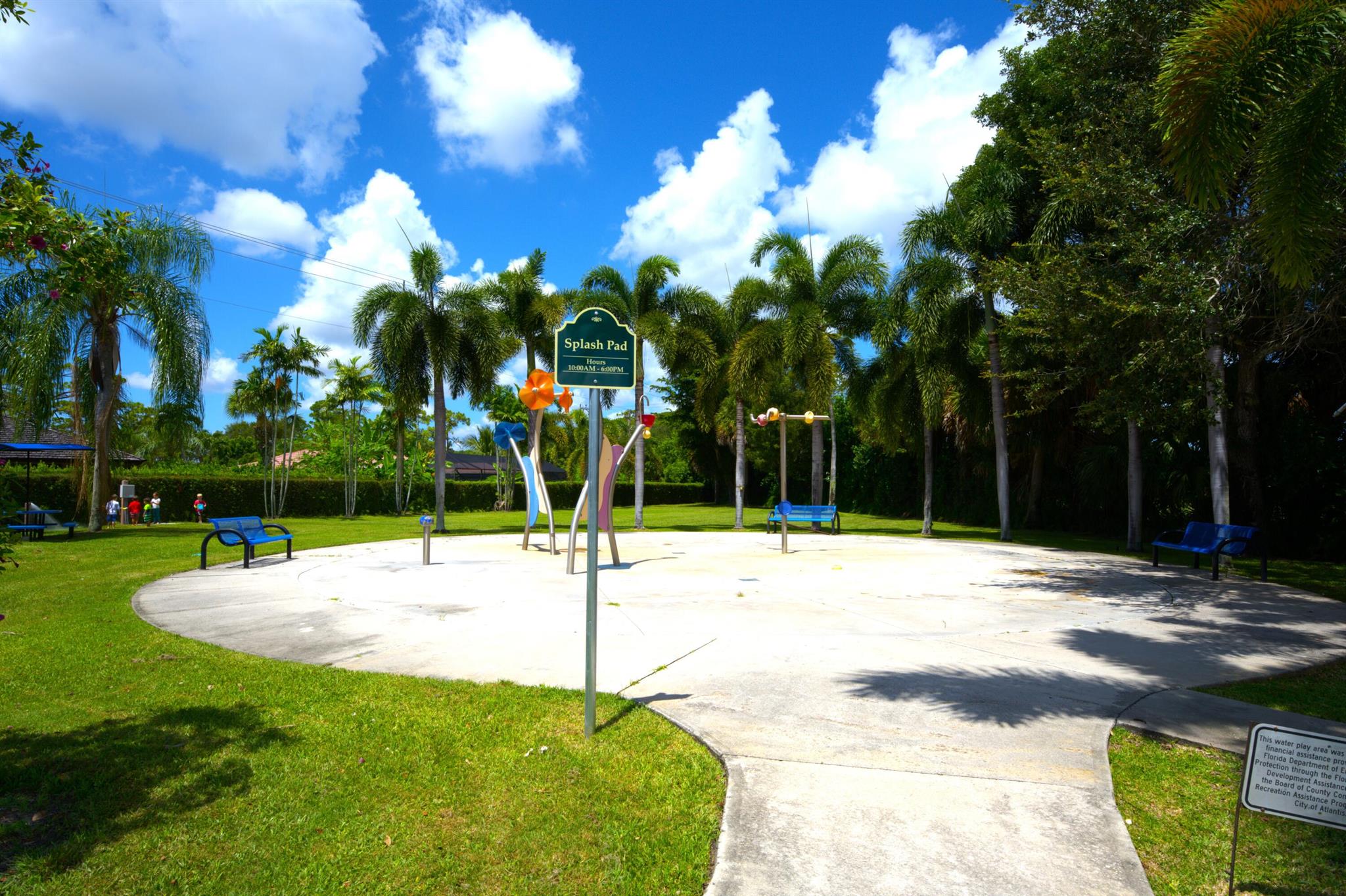 208 Gleneagles Drive