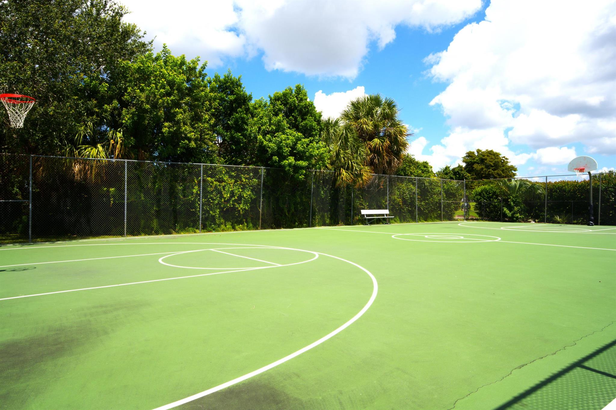 208 Gleneagles Drive