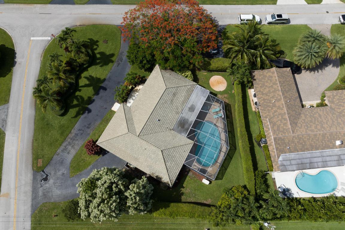 208 Gleneagles Drive