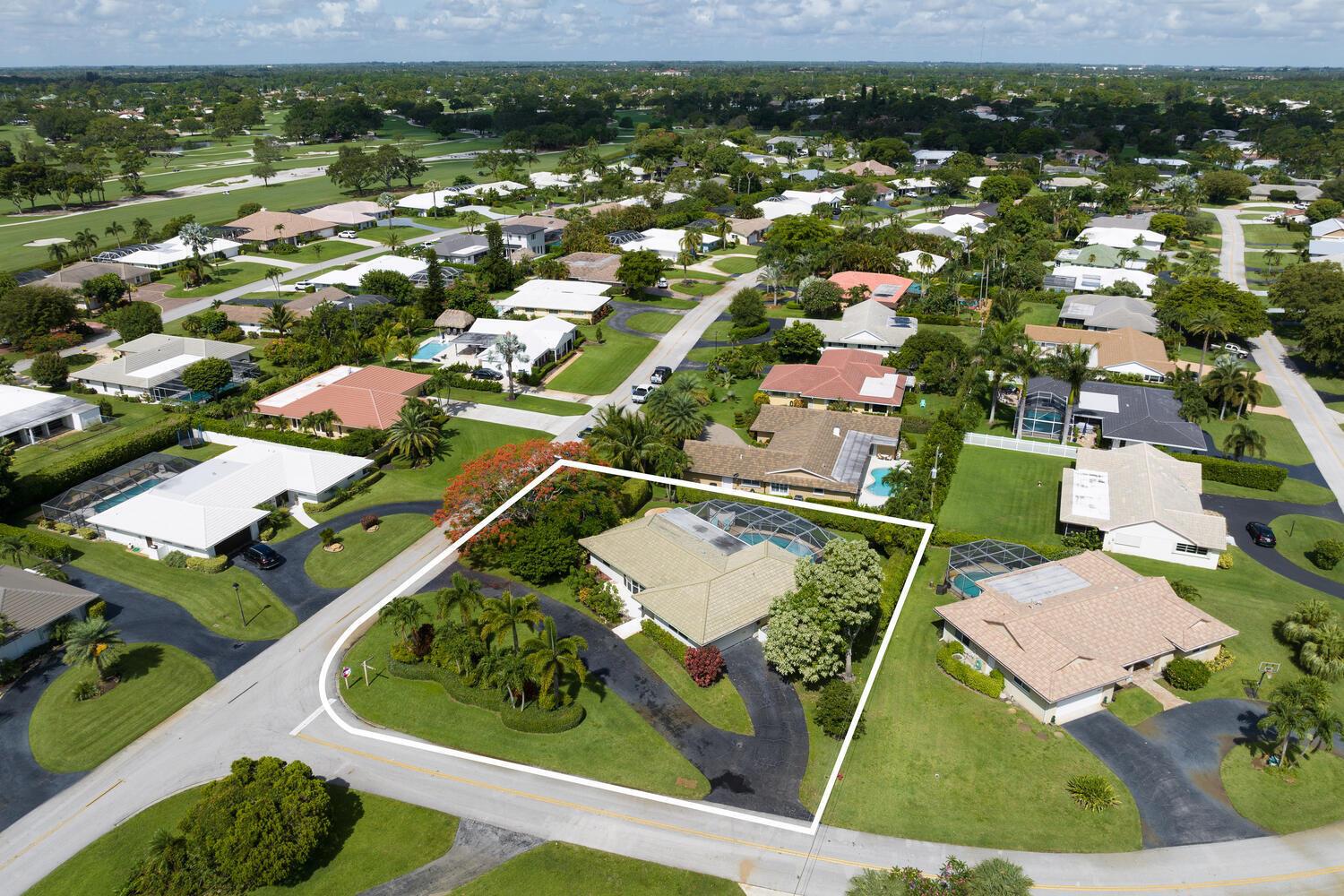 208 Gleneagles Drive