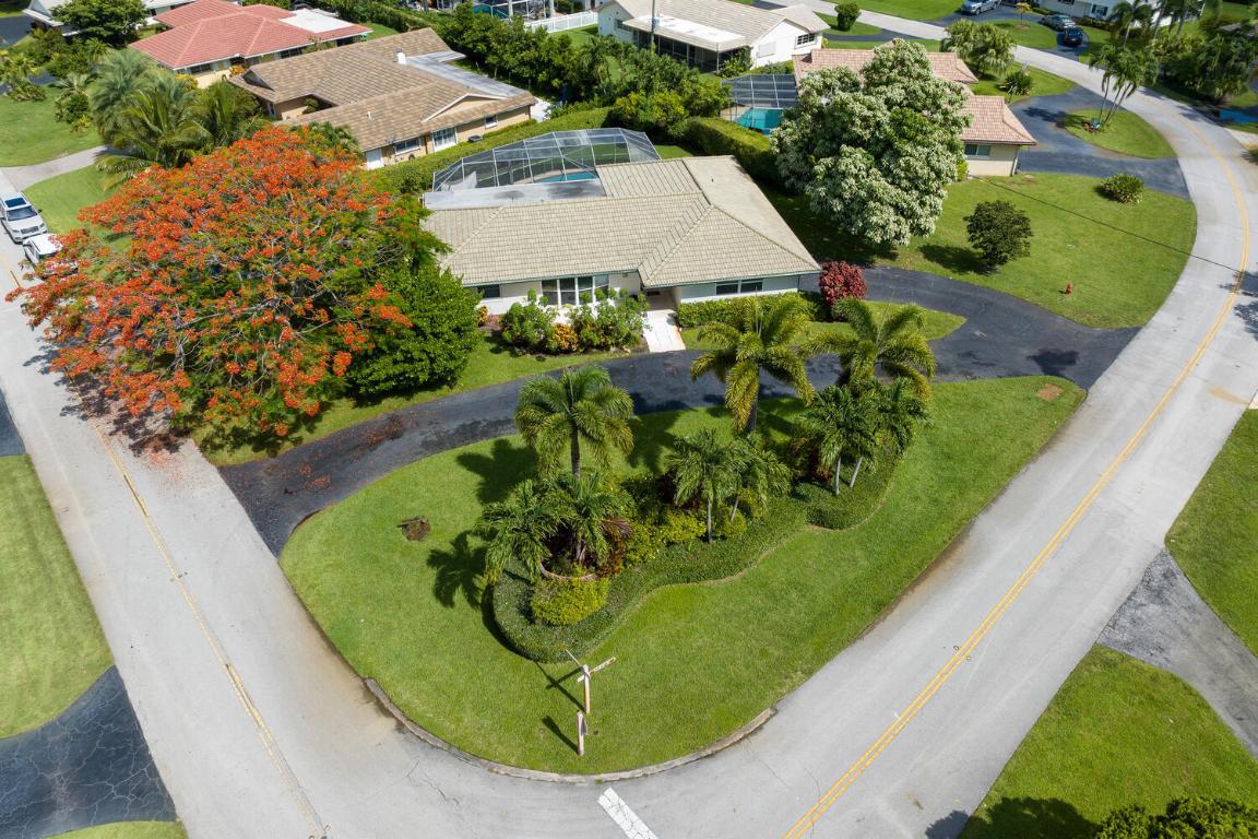 208 Gleneagles Drive