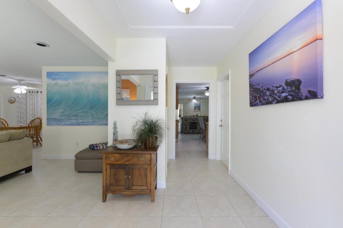 208 Gleneagles Drive