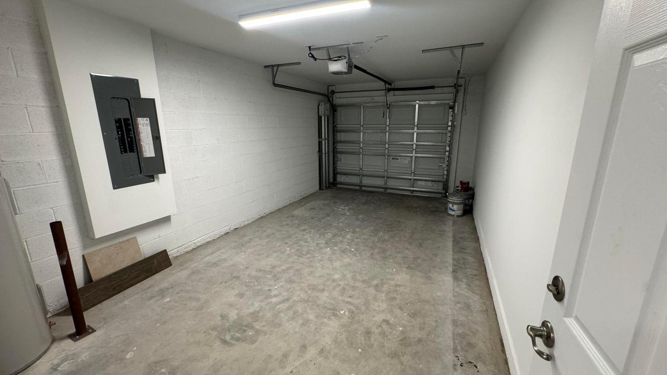 1218 SW Asturia Avenue