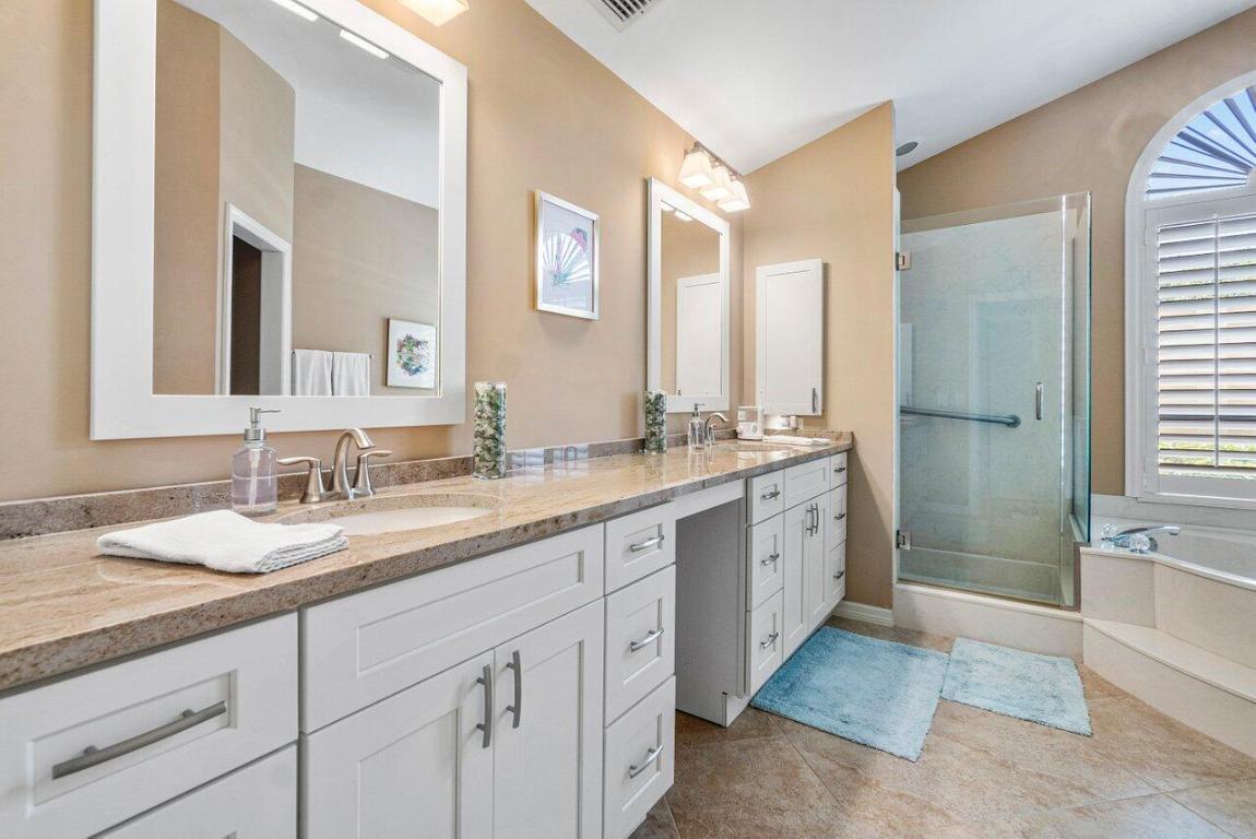 4193 SW Gleneagle Circle