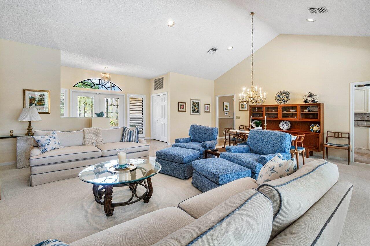 4193 SW Gleneagle Circle