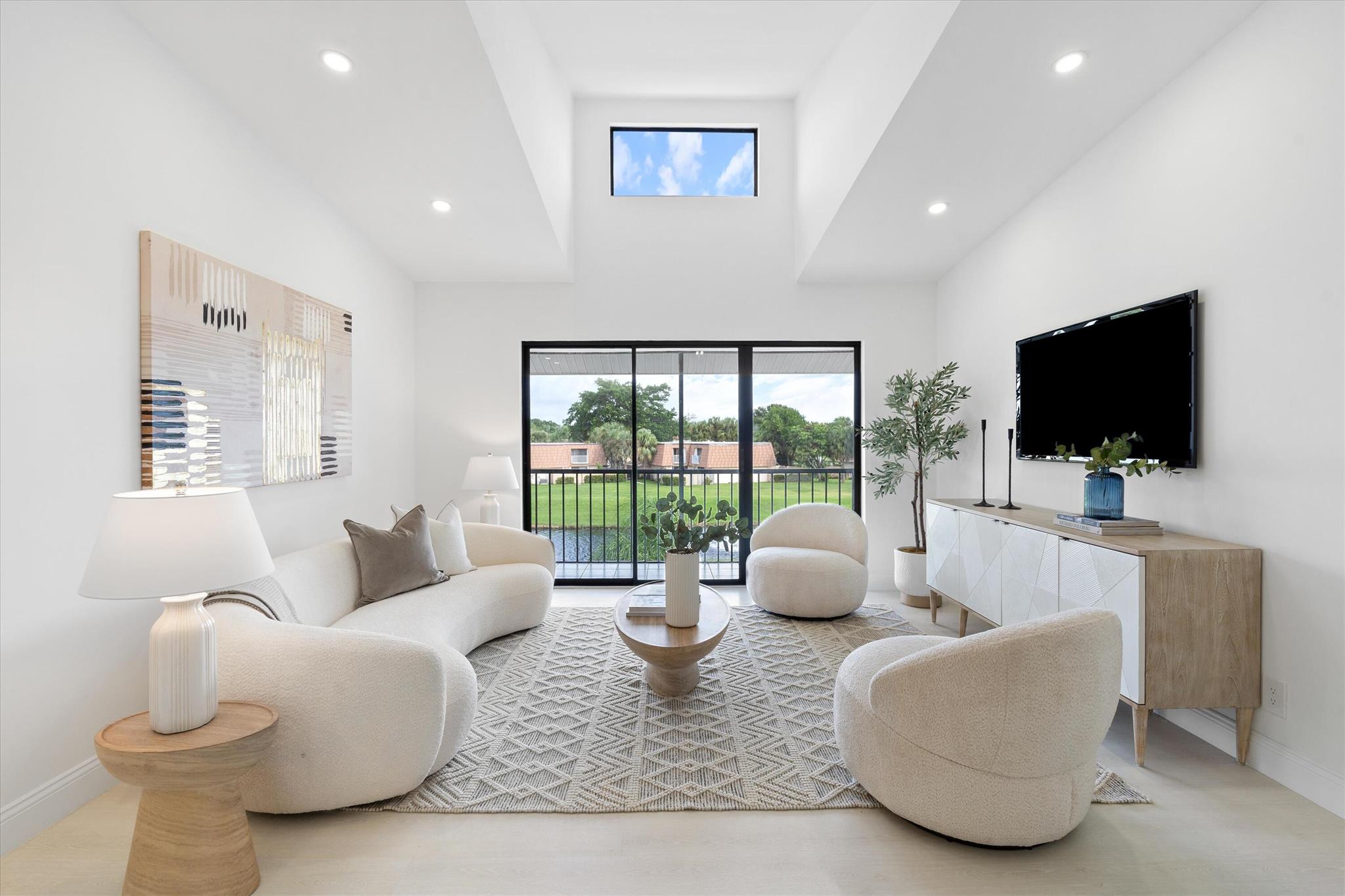 1008 Green Pine Boulevard H3