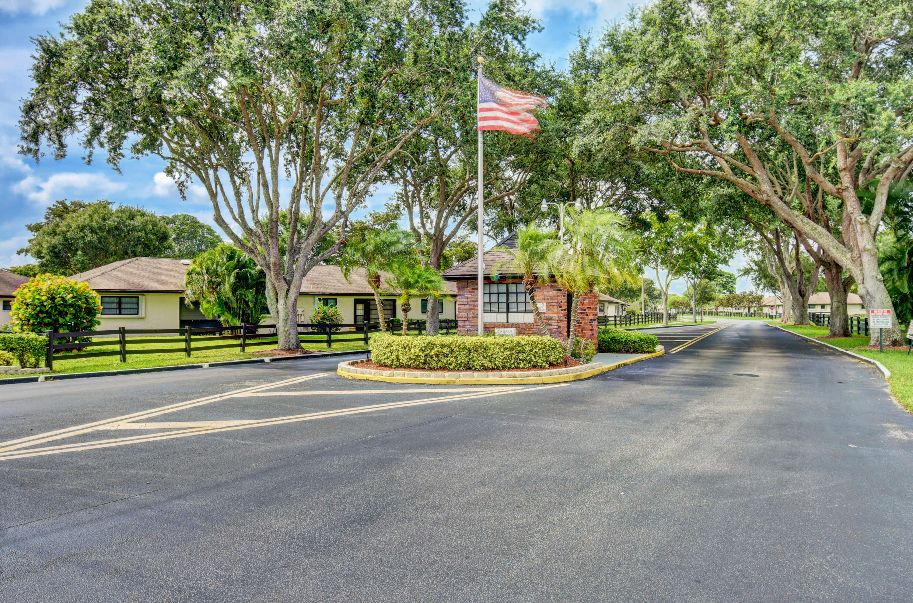 4776 Greentree Drive A