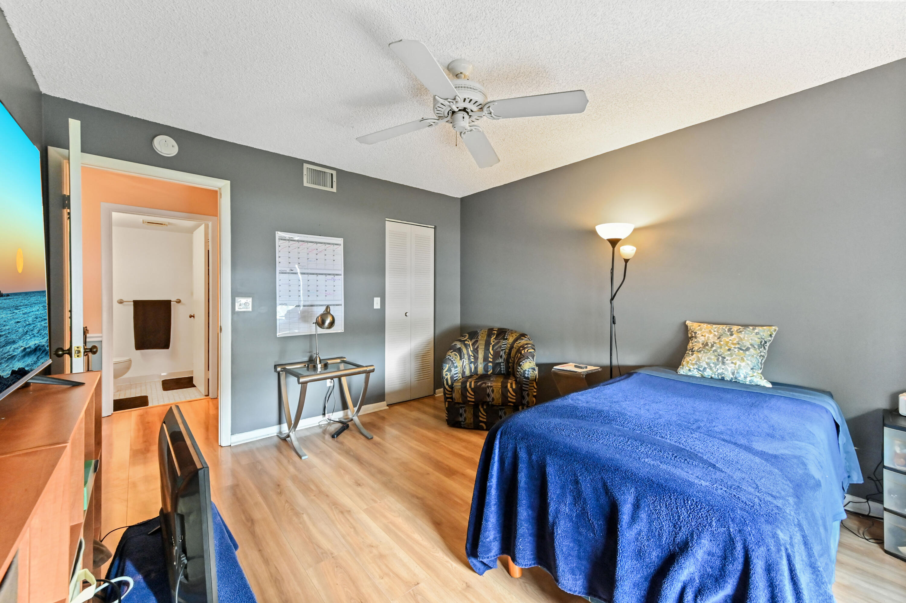7867 Willow Spring Drive 814