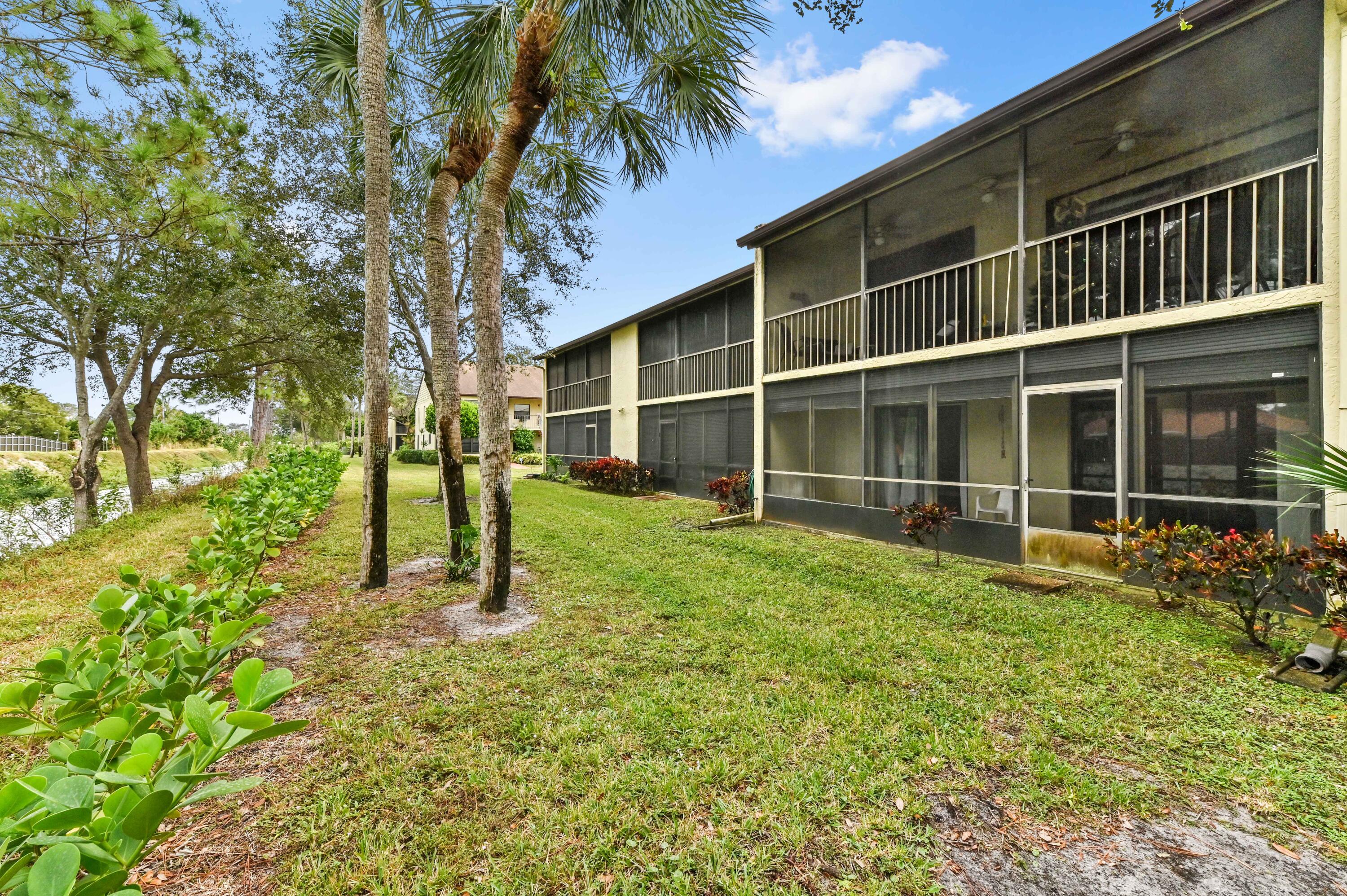 7867 Willow Spring Drive 814