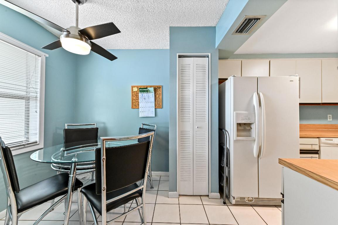 7867 Willow Spring Drive 814