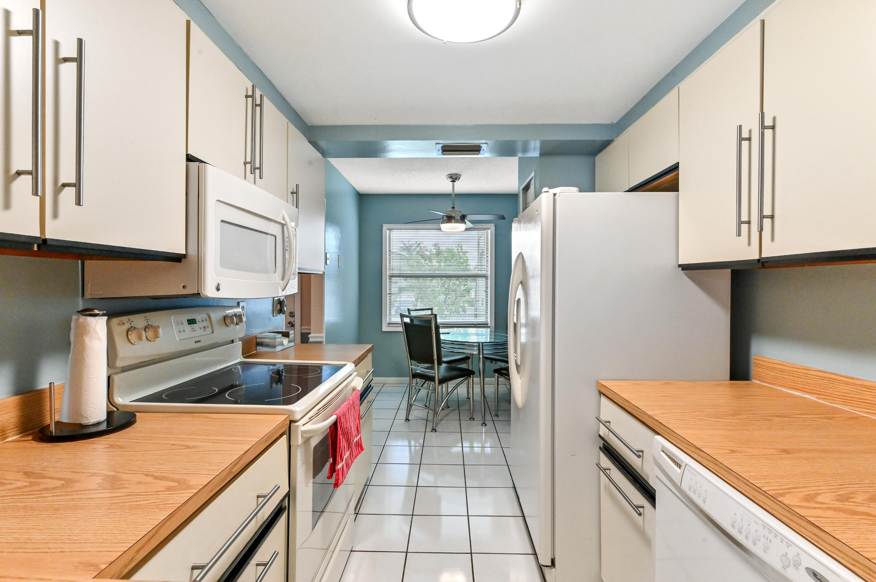 7867 Willow Spring Drive 814