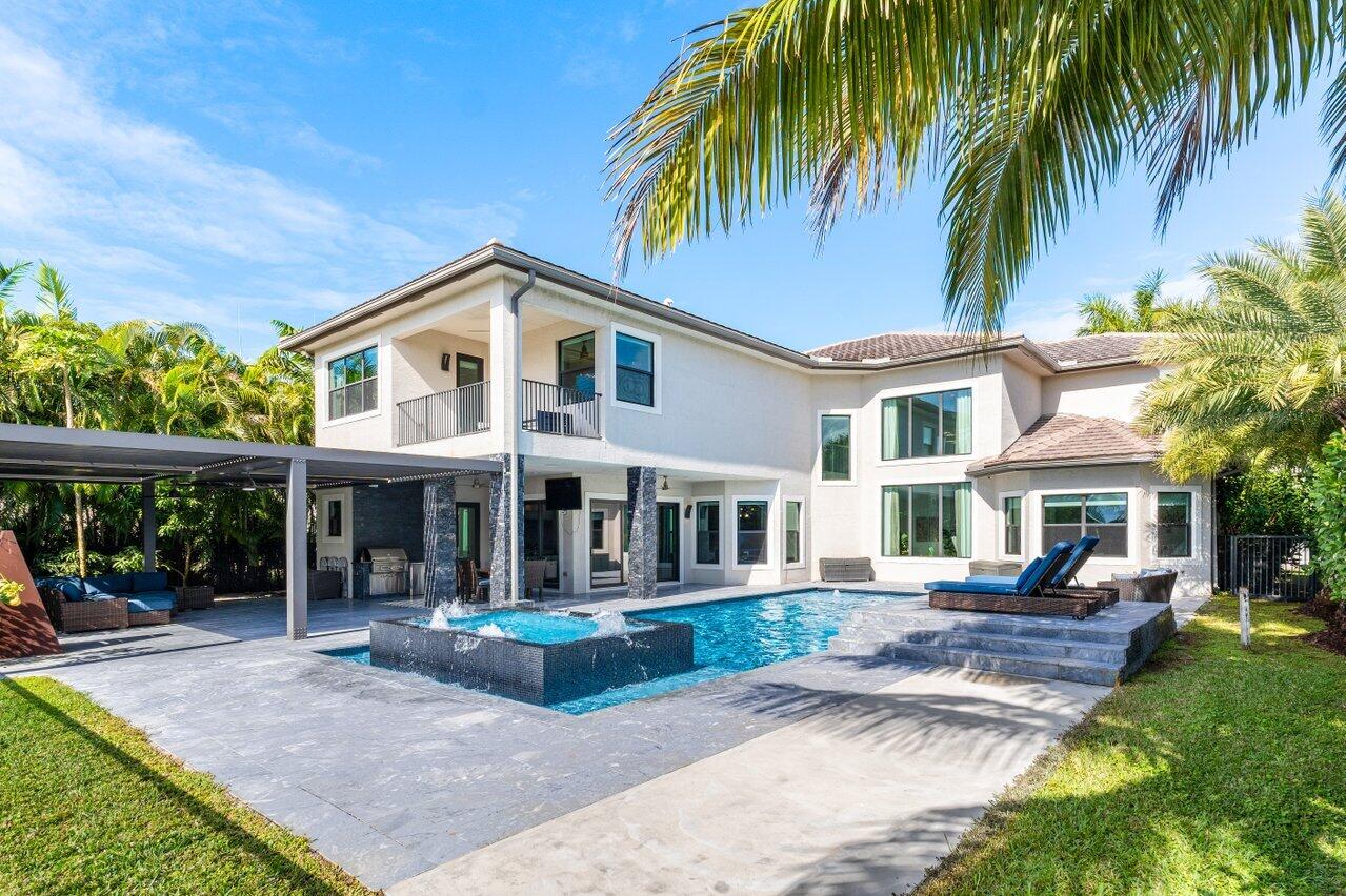 9748 Rennes Lane