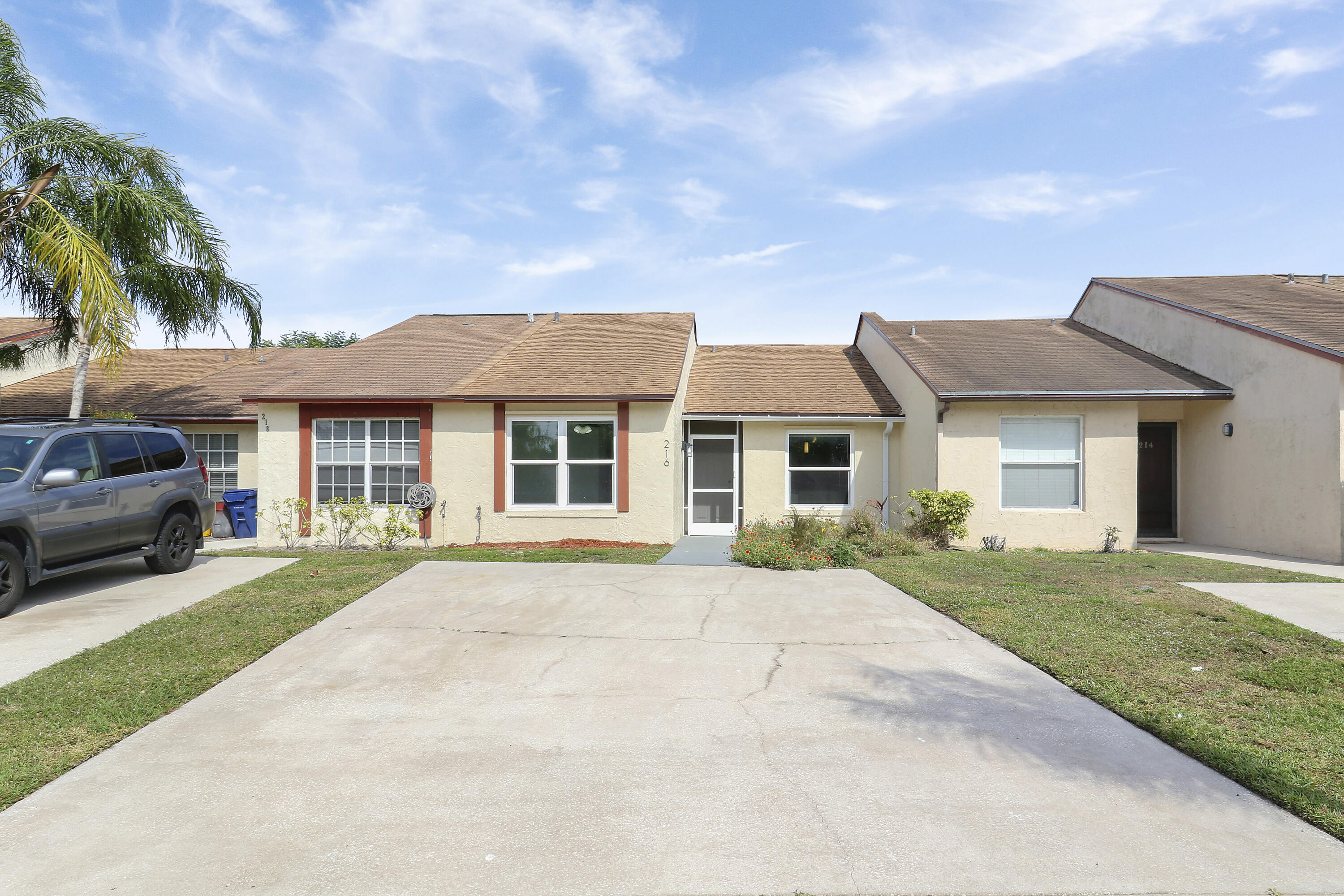 216 Palmetto Court