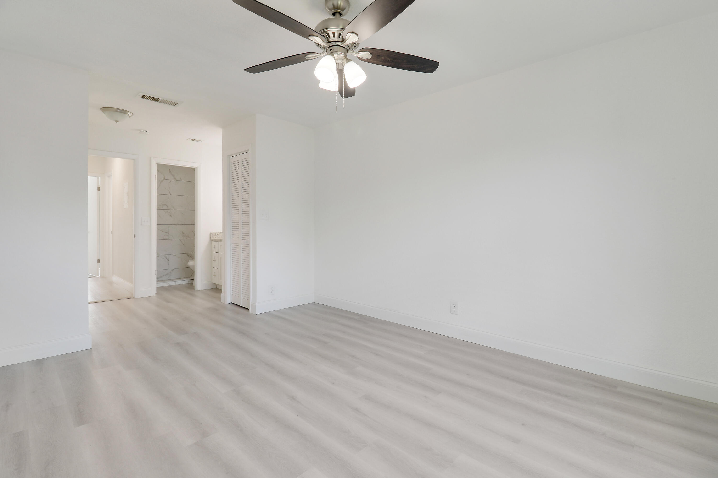 216 Palmetto Court
