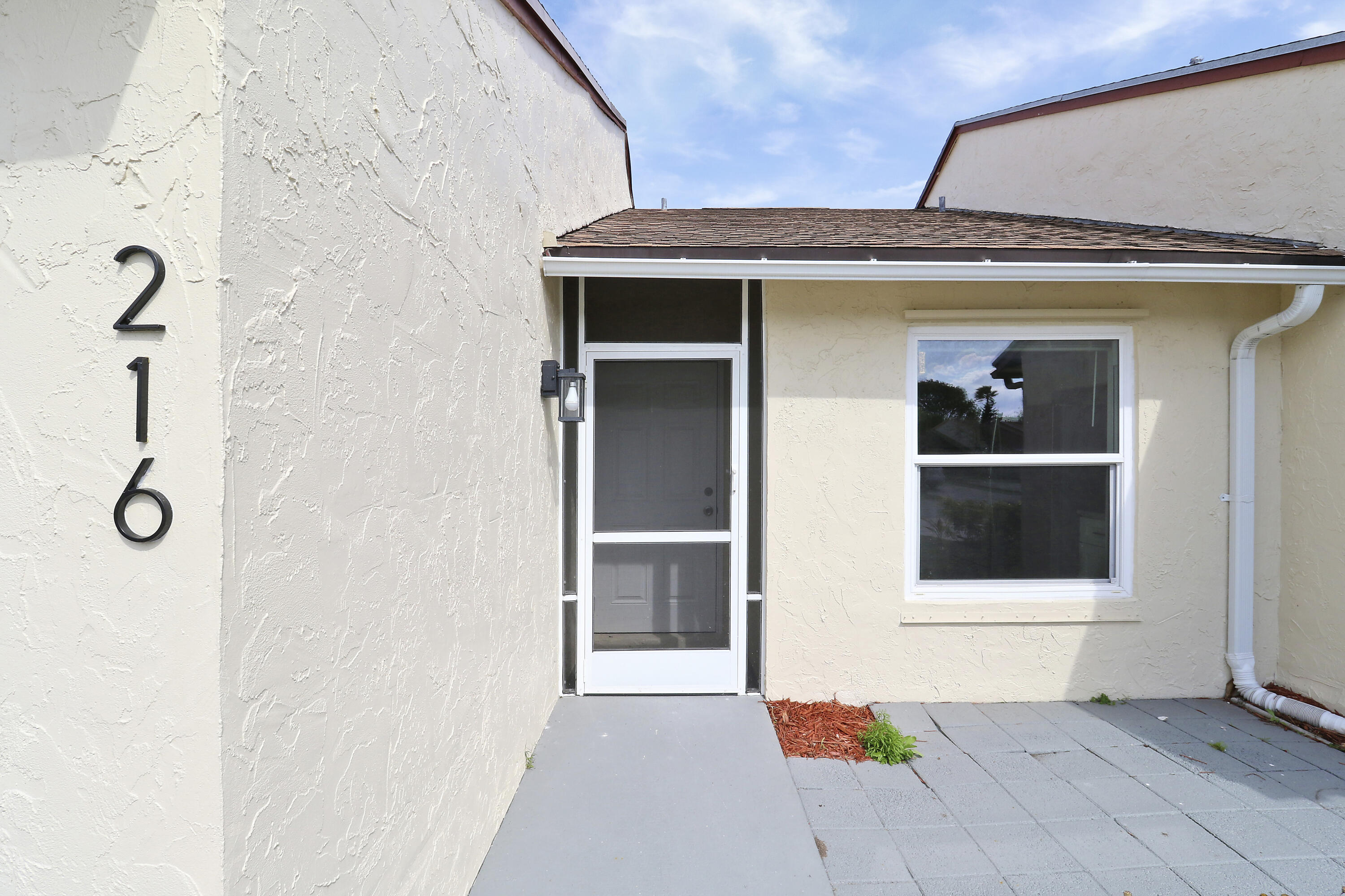 216 Palmetto Court