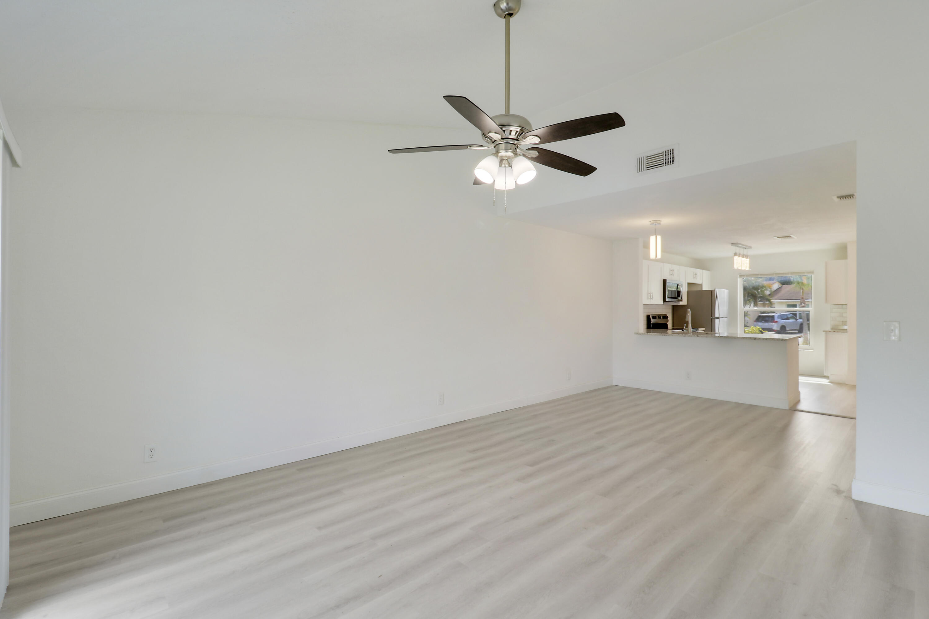 216 Palmetto Court