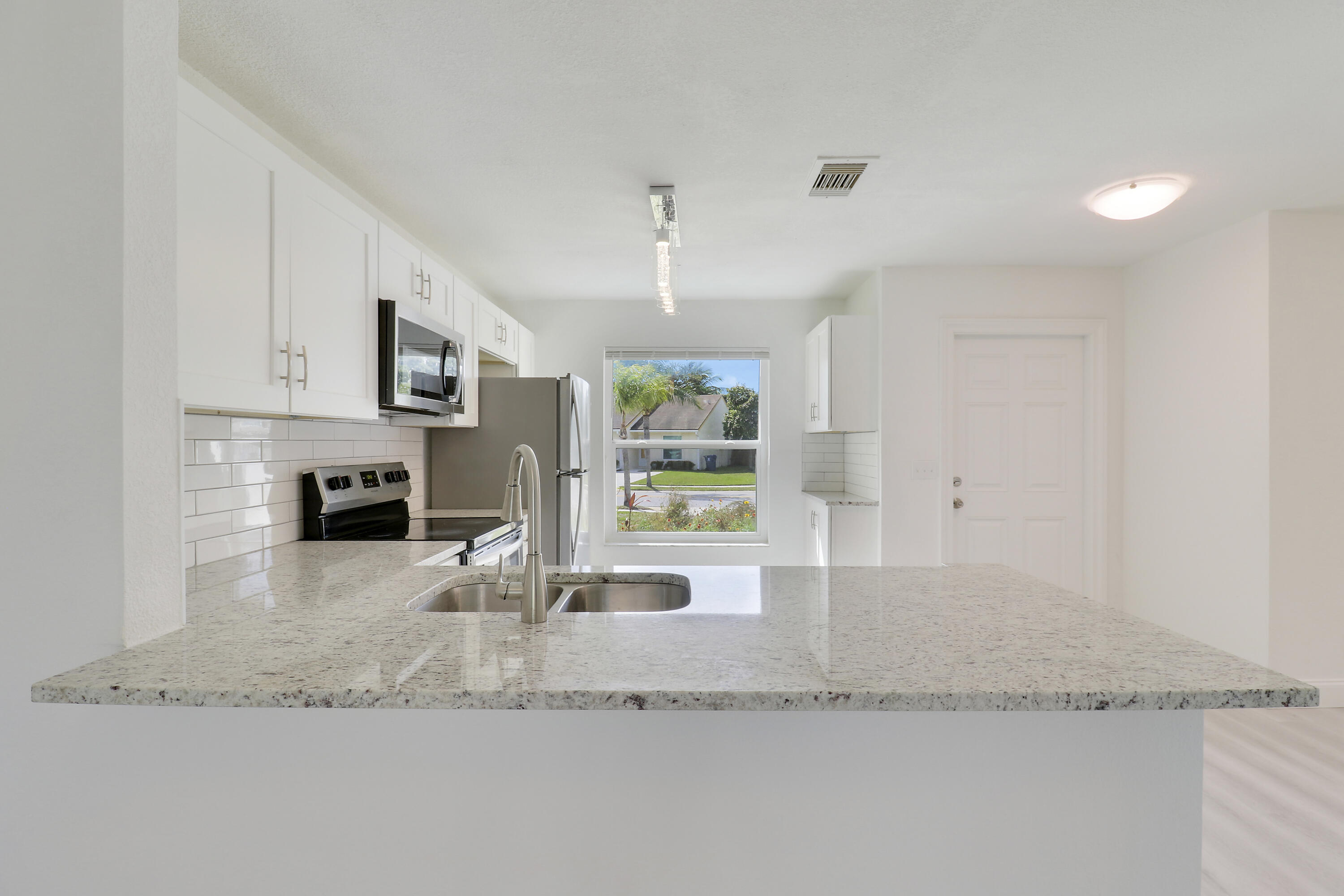 216 Palmetto Court