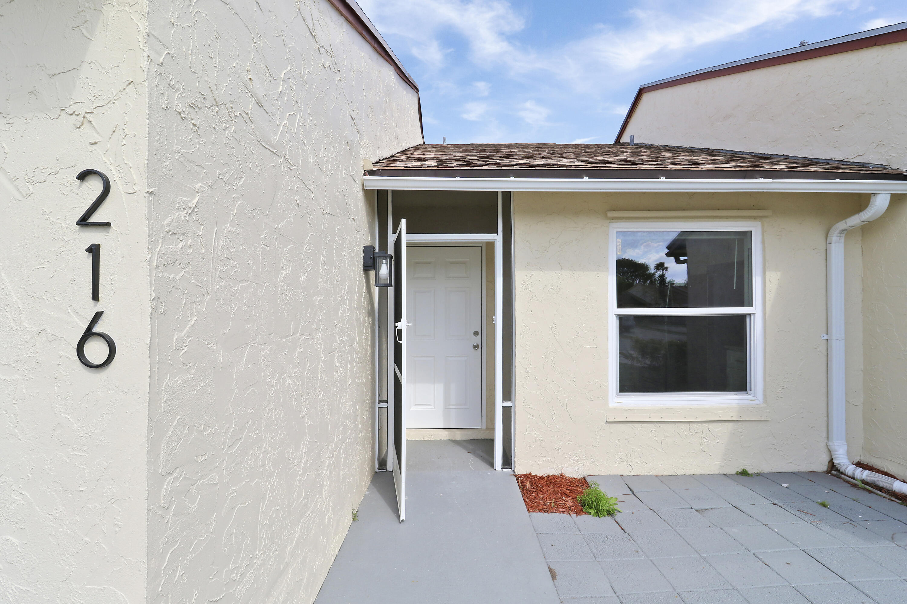 216 Palmetto Court