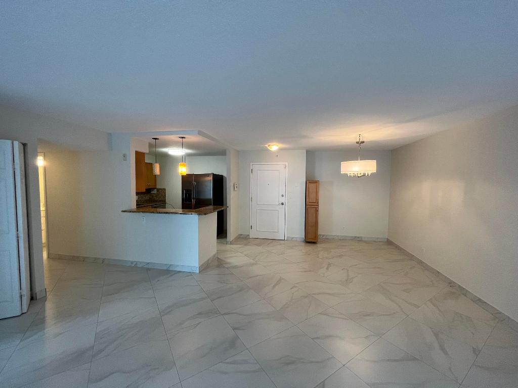 1000 Spanish River Road 1f