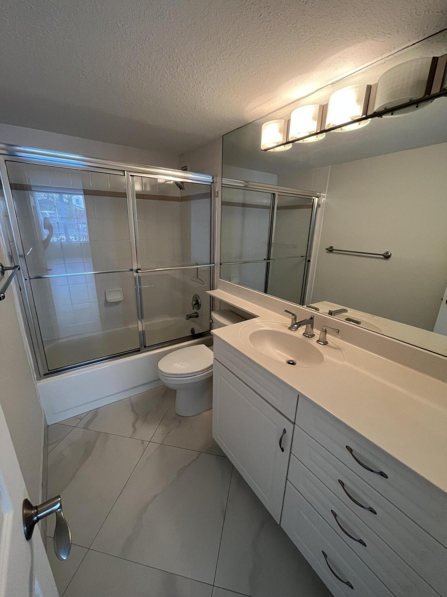 1000 Spanish River Road 1f