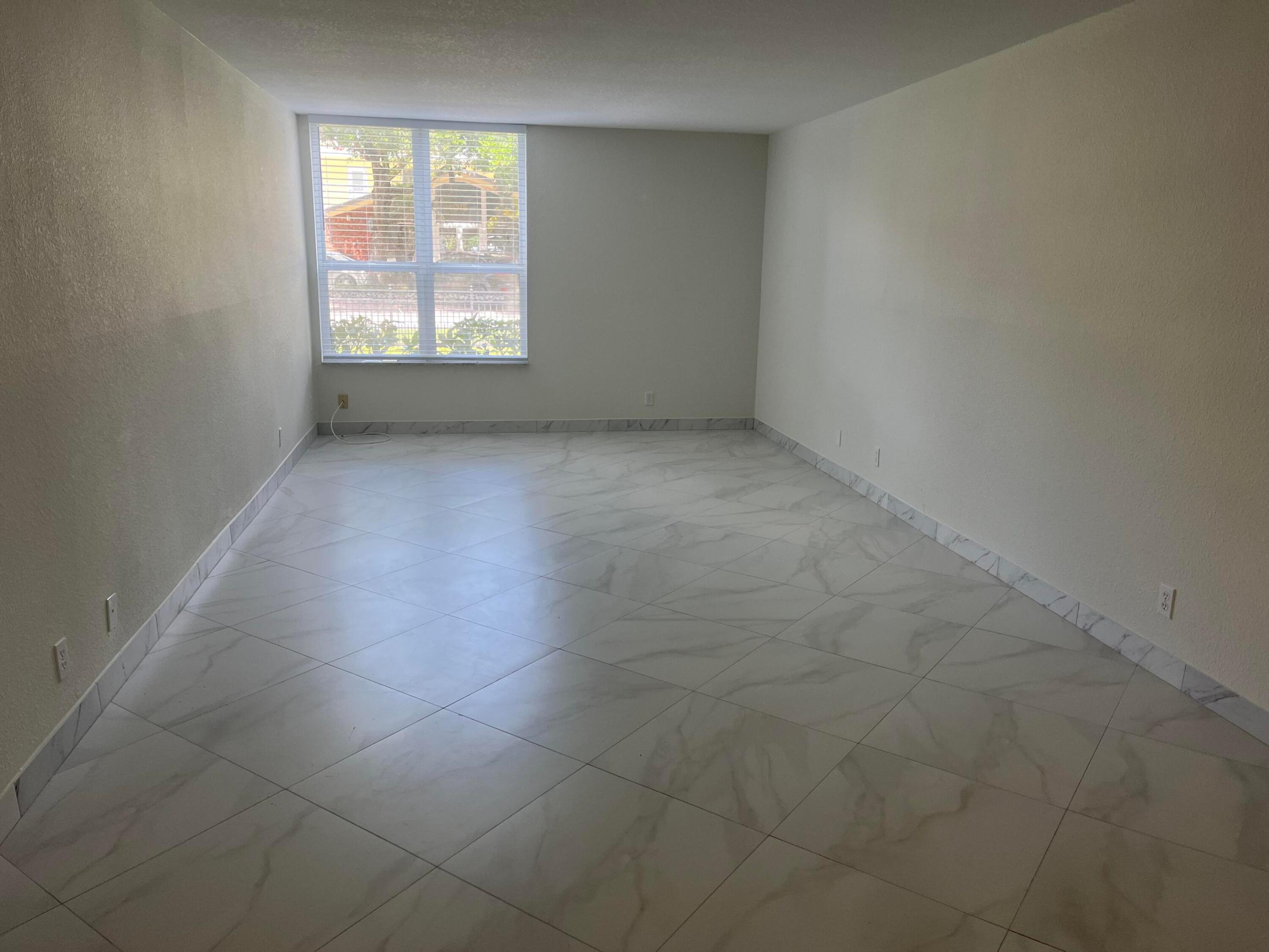 1000 Spanish River Road 1f