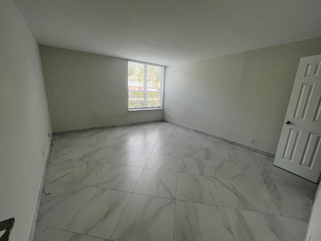 1000 Spanish River Road 1f