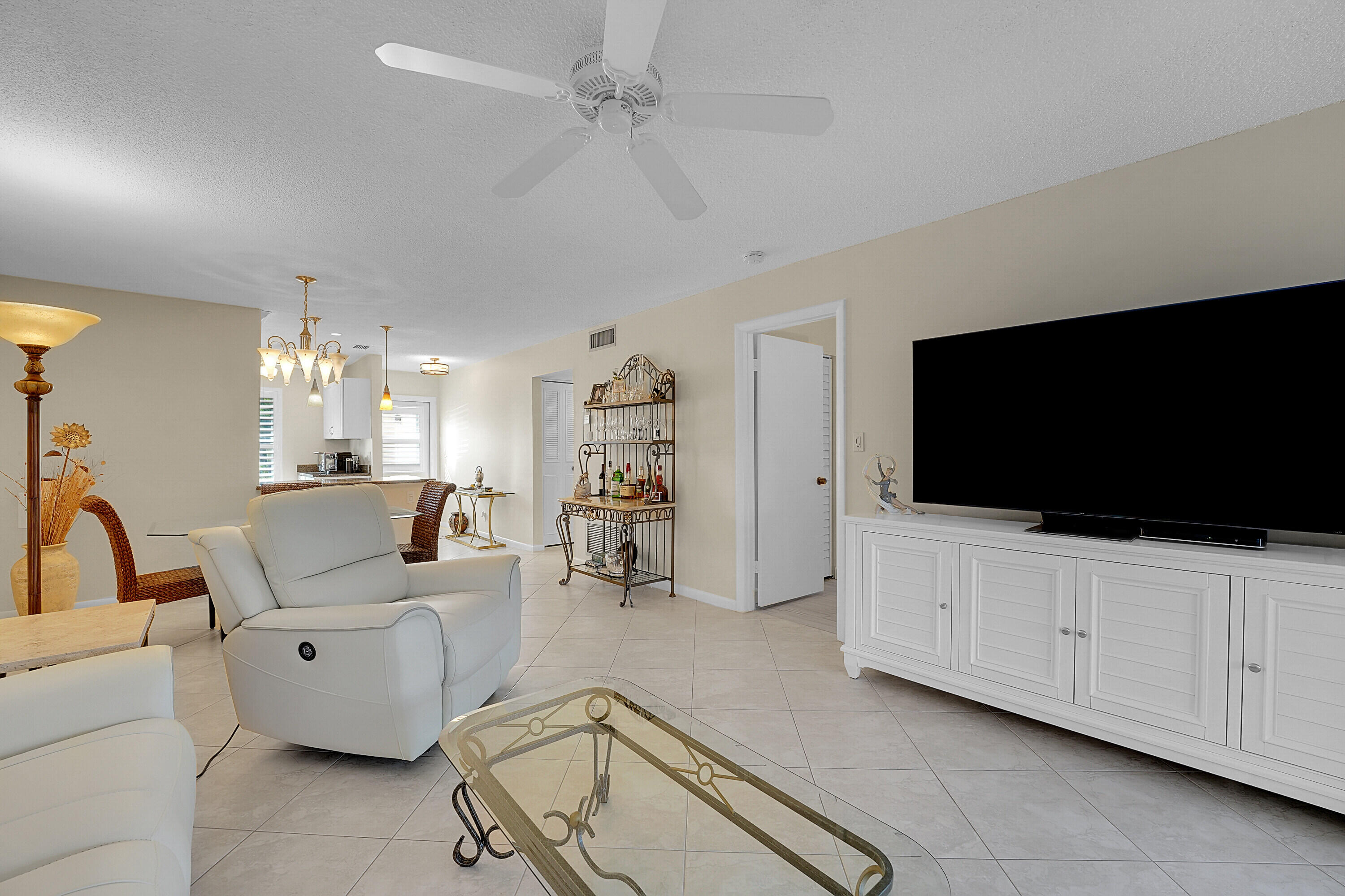 626 Laconia Circle