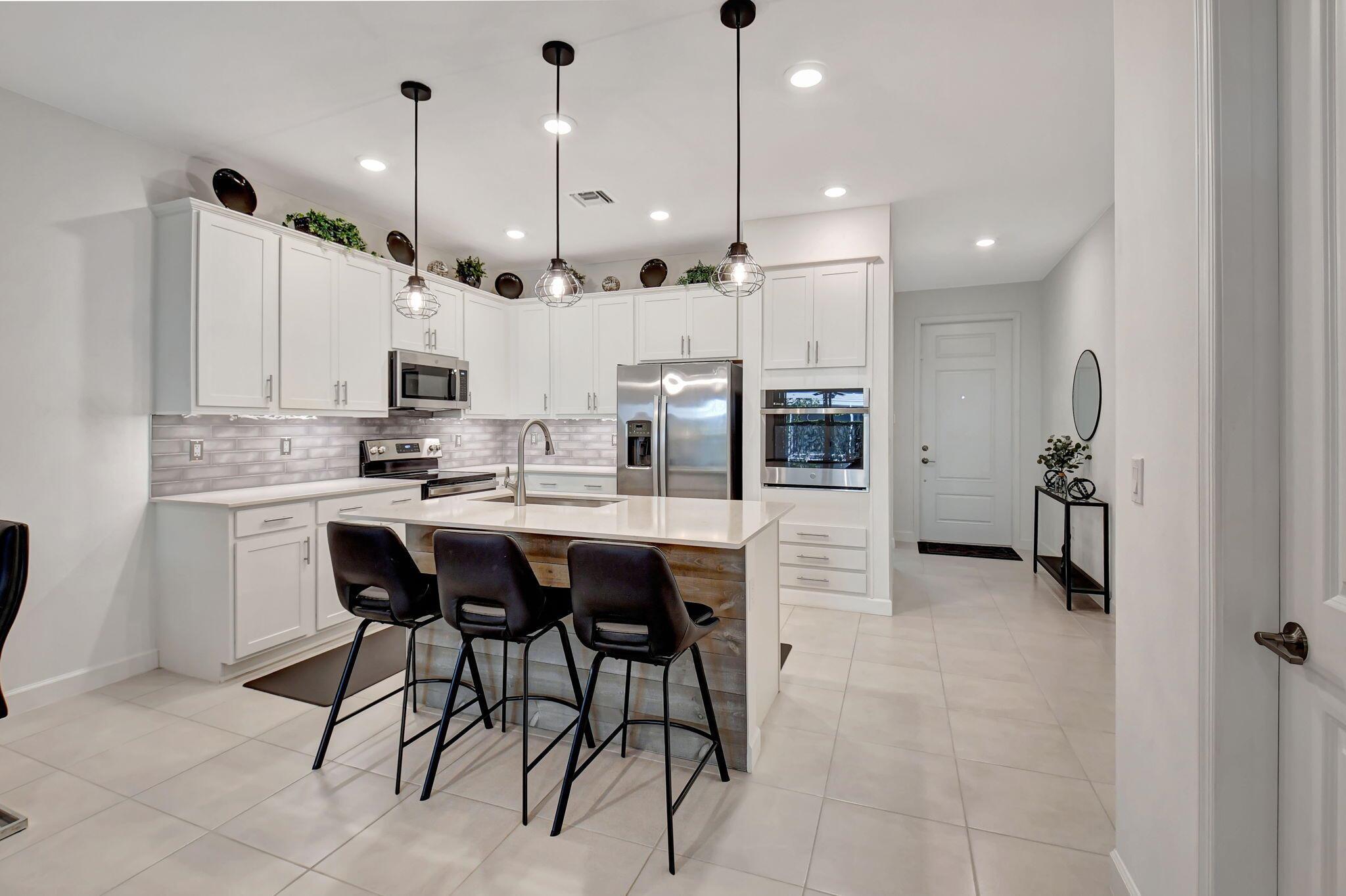 14481 Highland Center Way