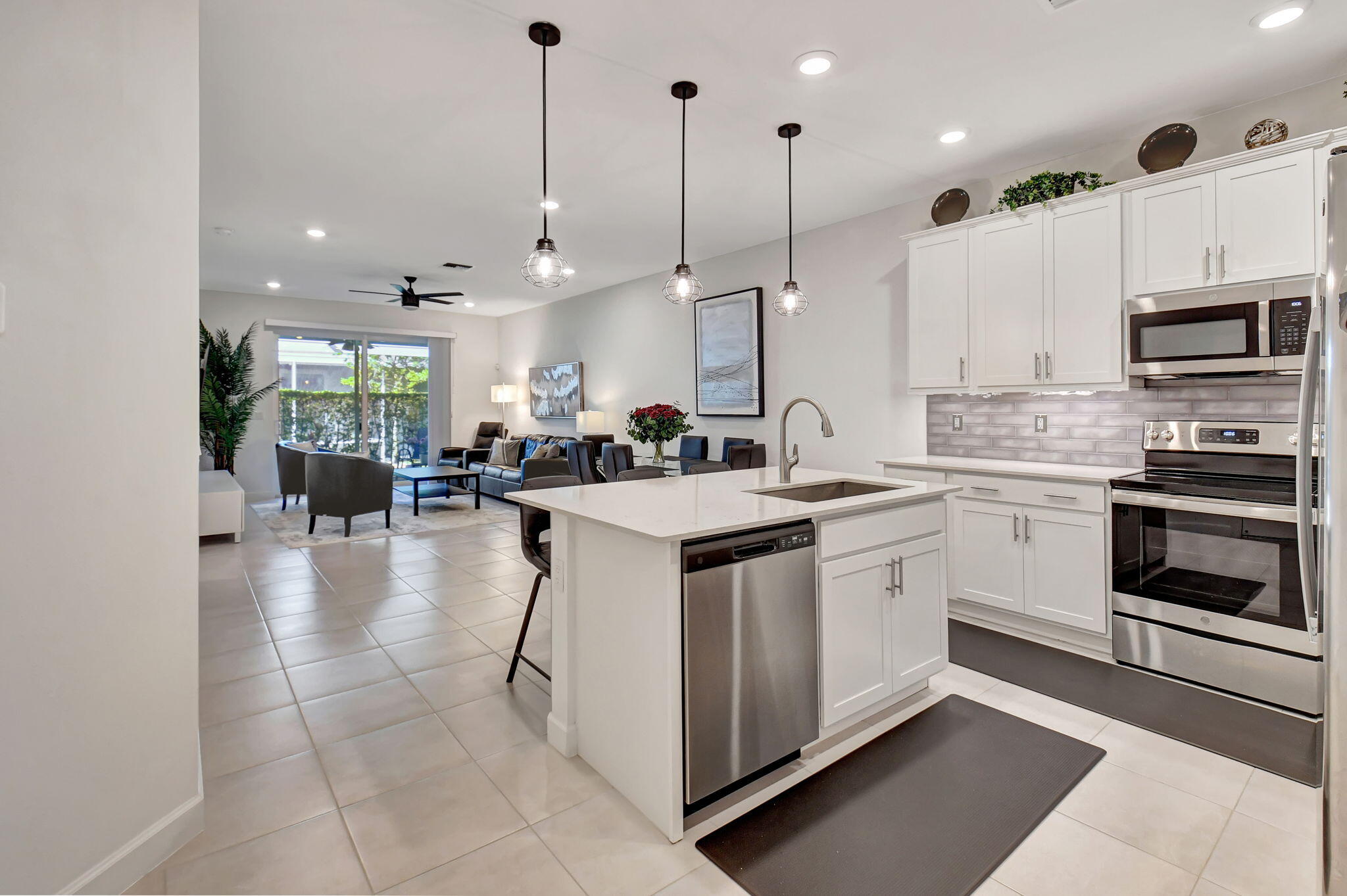 14481 Highland Center Way