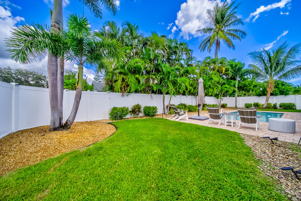 841 NW 8th Way, Boynton Beach