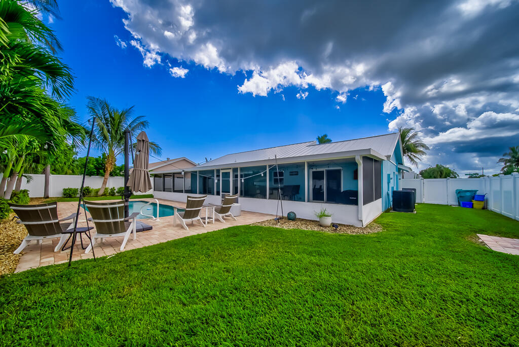 841 NW 8th Way, Boynton Beach
