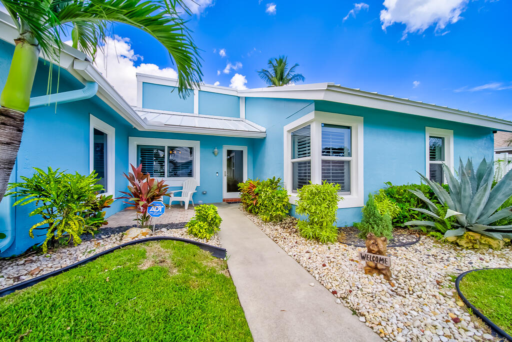 841 NW 8th Way, Boynton Beach