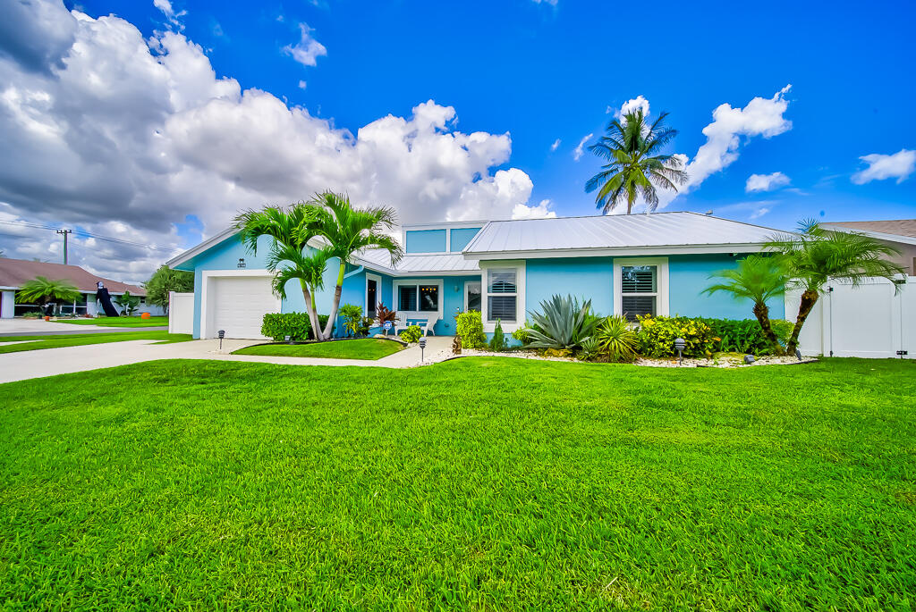 841 NW 8th Way, Boynton Beach