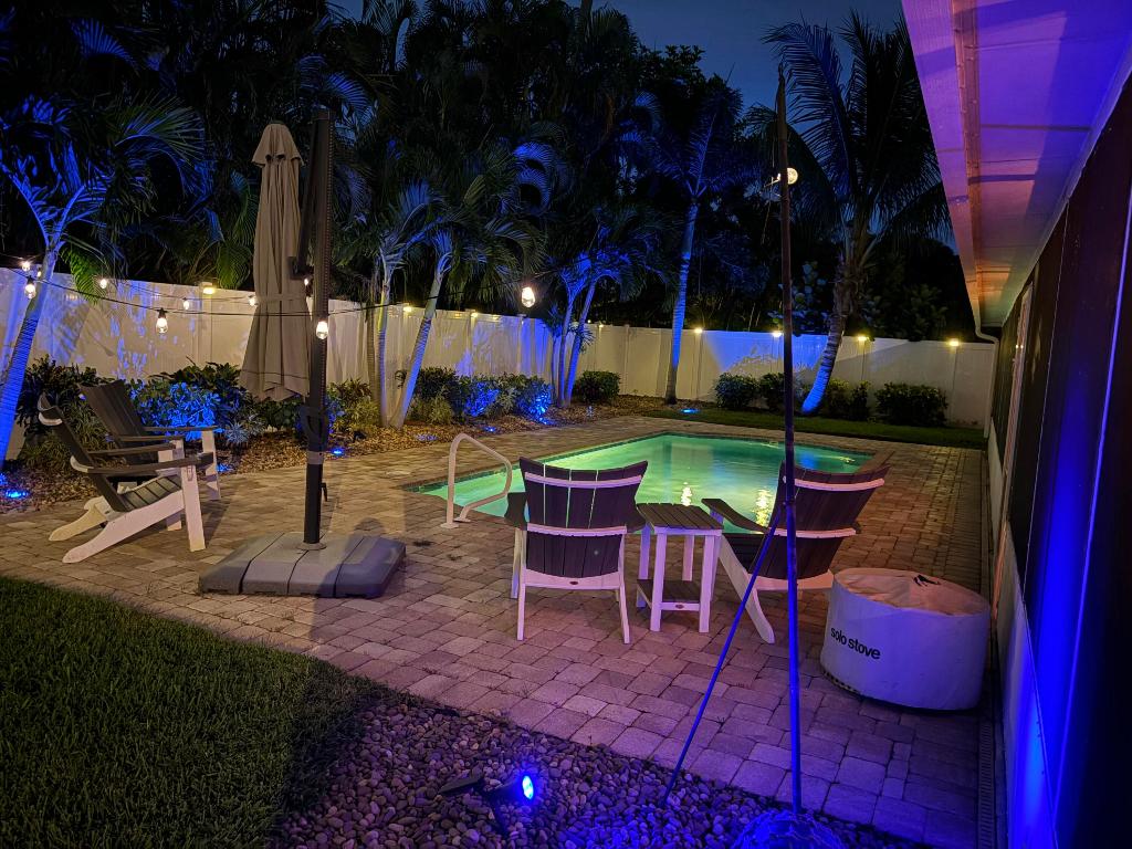 841 NW 8th Way, Boynton Beach