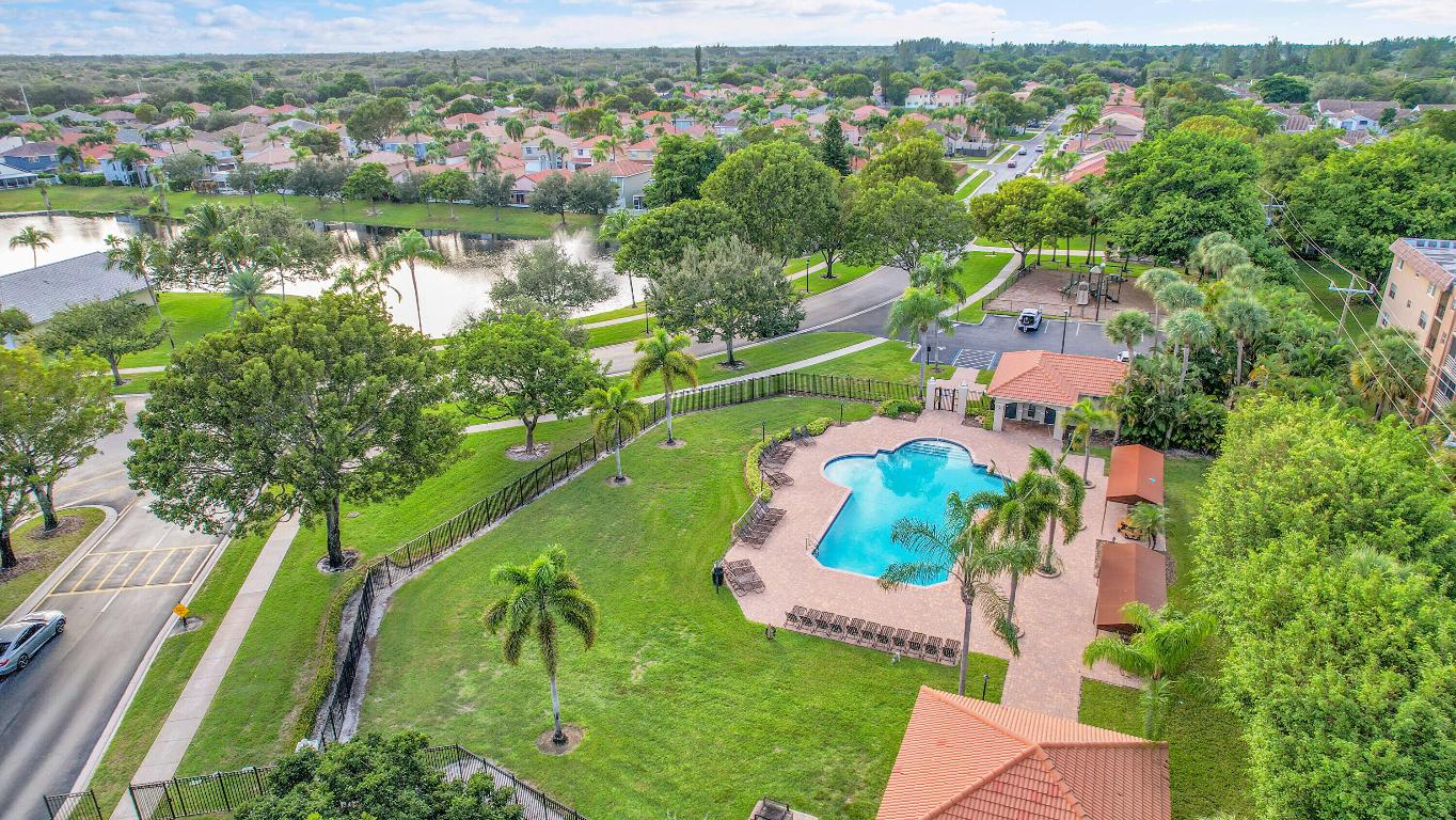 10216 Breezeway Place