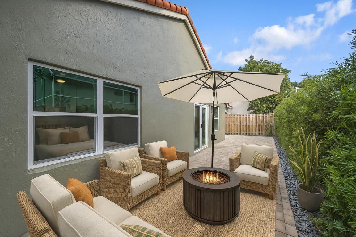 10216 Breezeway Place