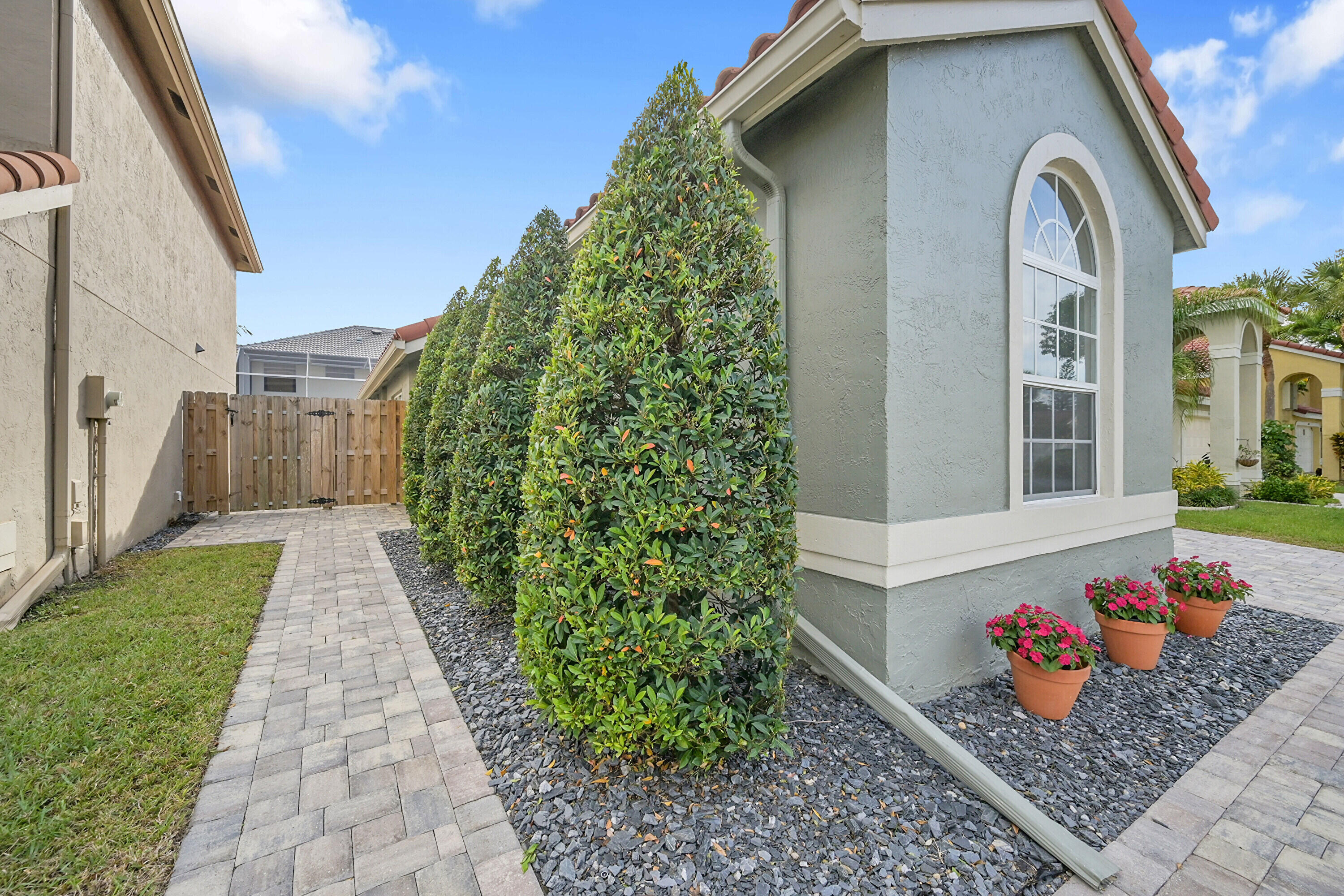 10216 Breezeway Place