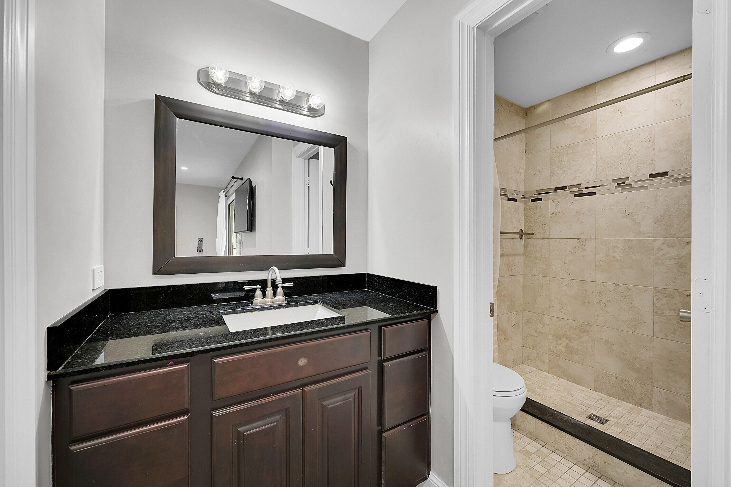 16 Via De Casas Norte 16