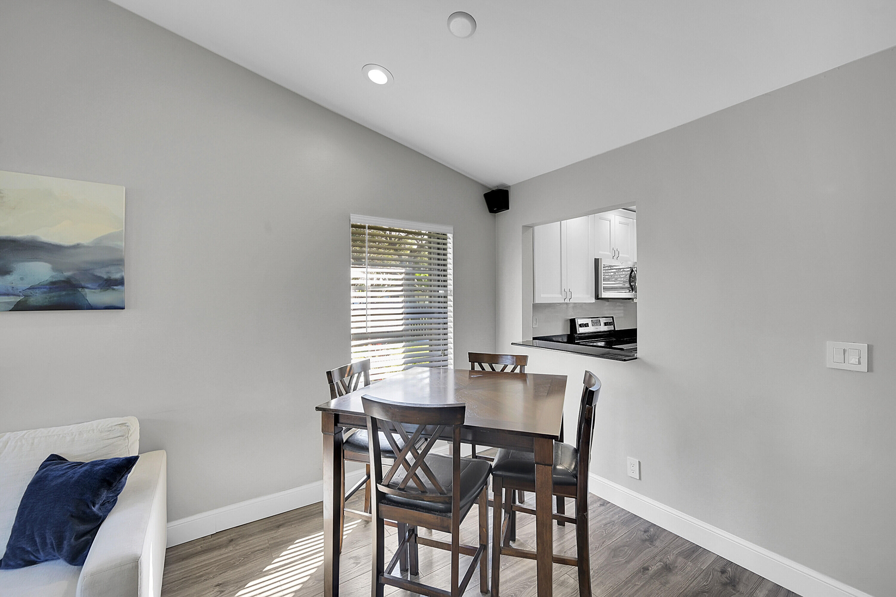 16 Via De Casas Norte 16