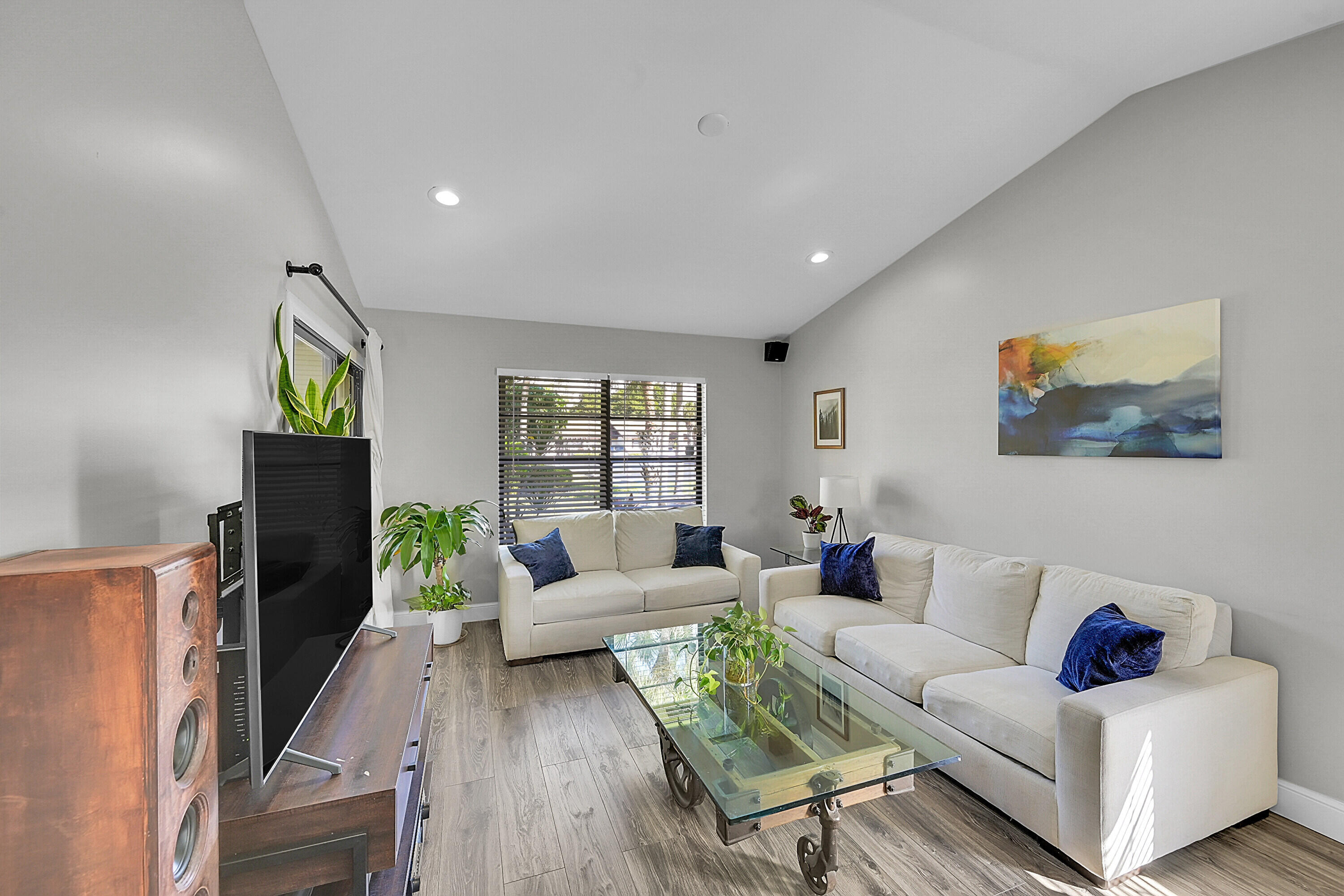 16 Via De Casas Norte 16