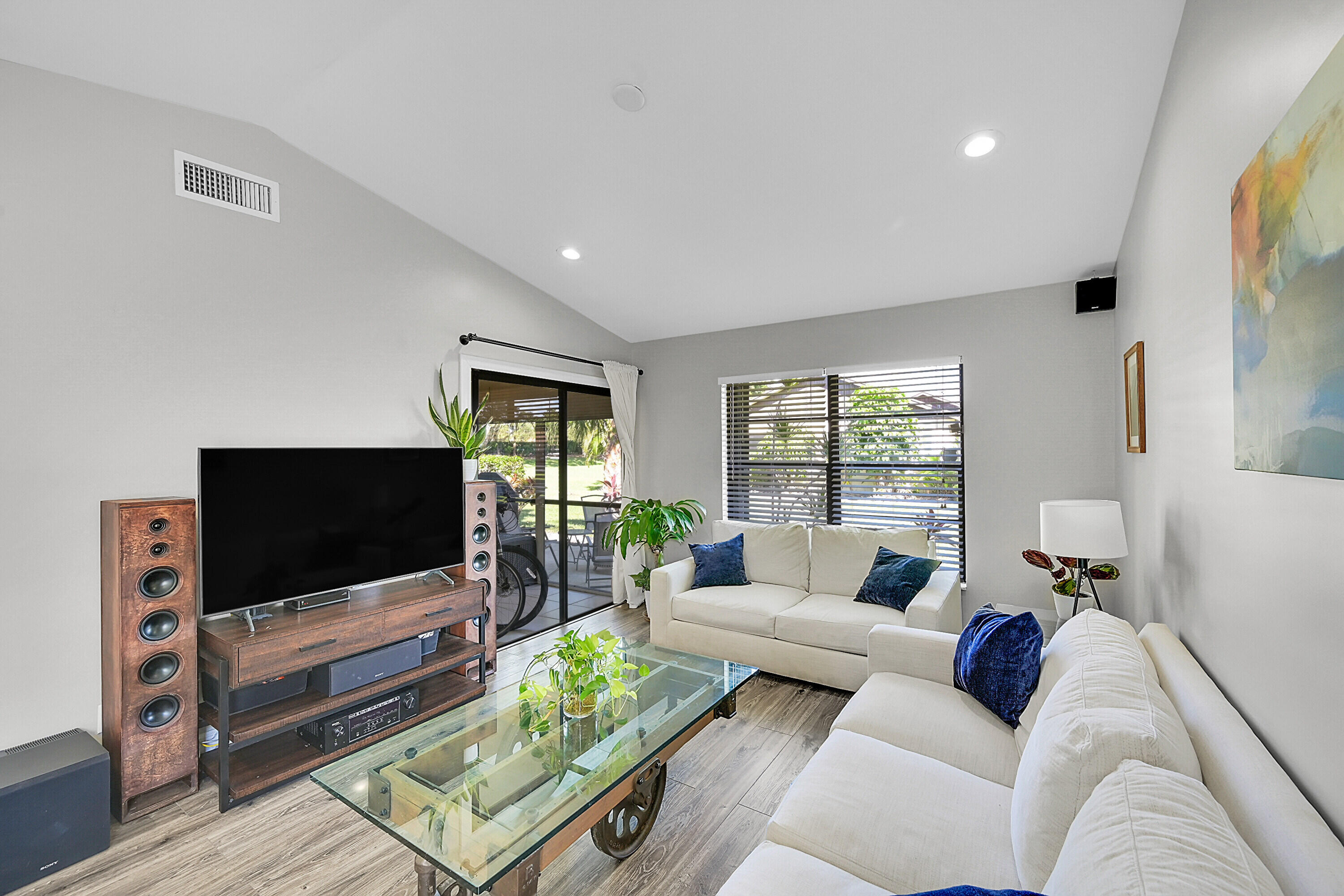 16 Via De Casas Norte 16