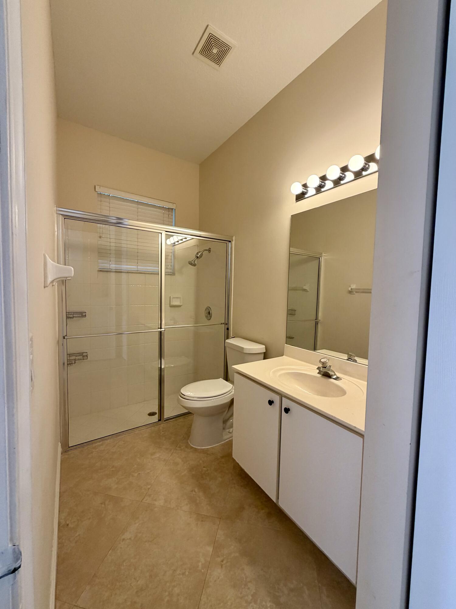 5684 Via De La Plata Circle